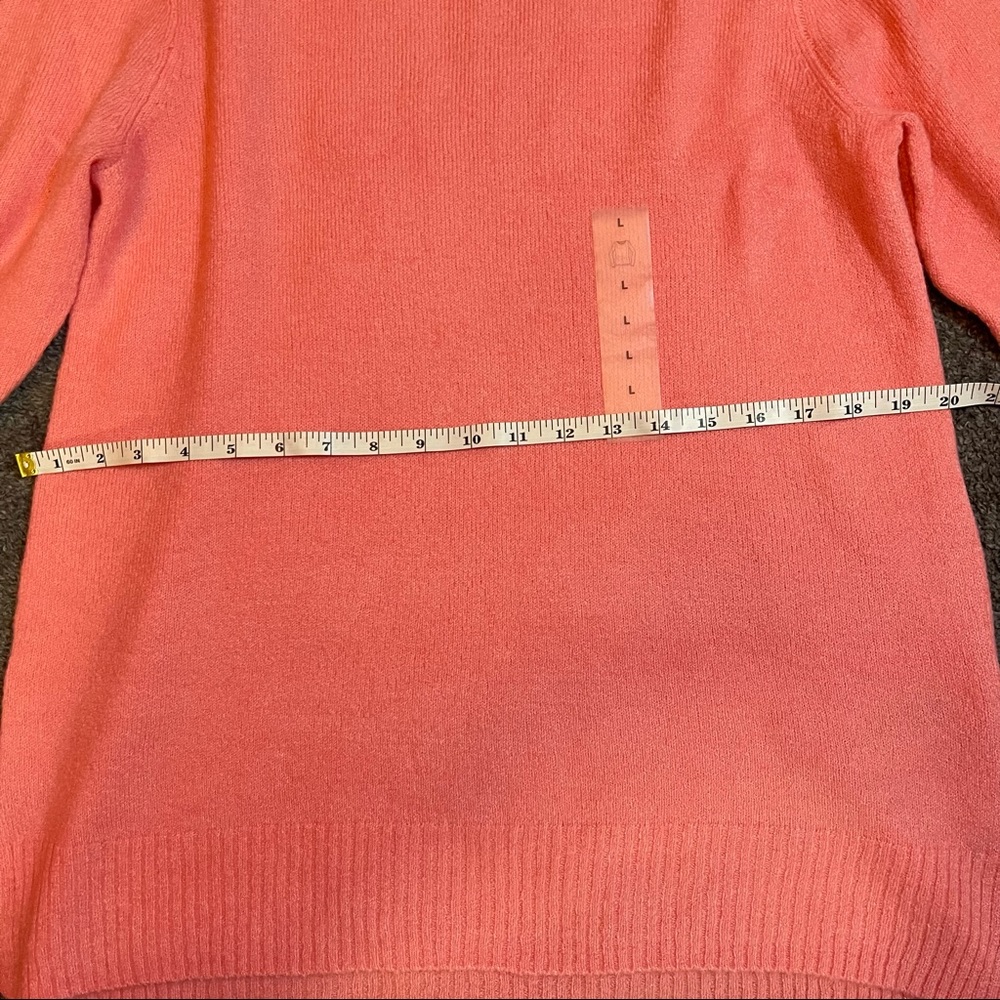 Old Navy Coral Crew Neck Sweater - Picture 5 of 9